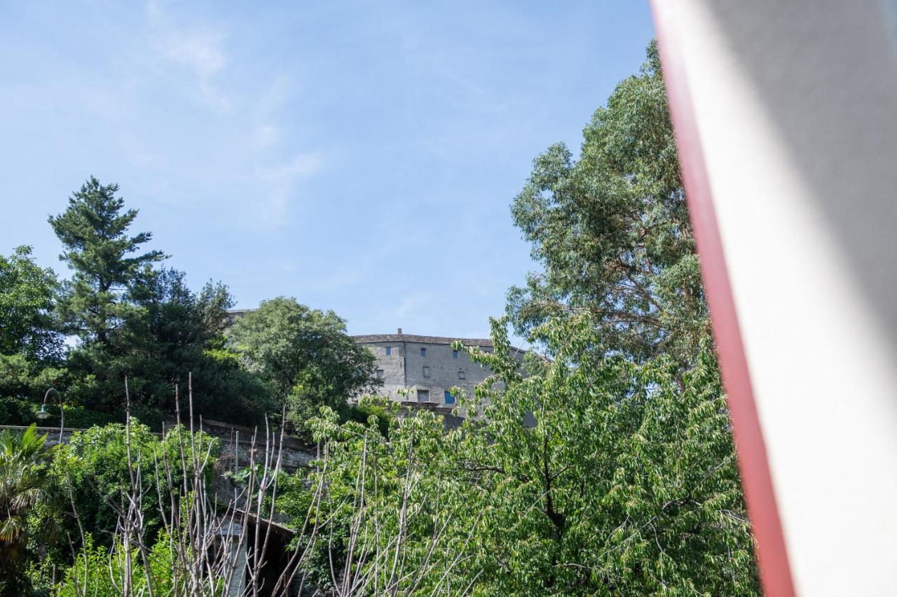 Esclusivo Appartamento Storico A ☆☆☆☆☆ - Bellinzona Bagian luar foto